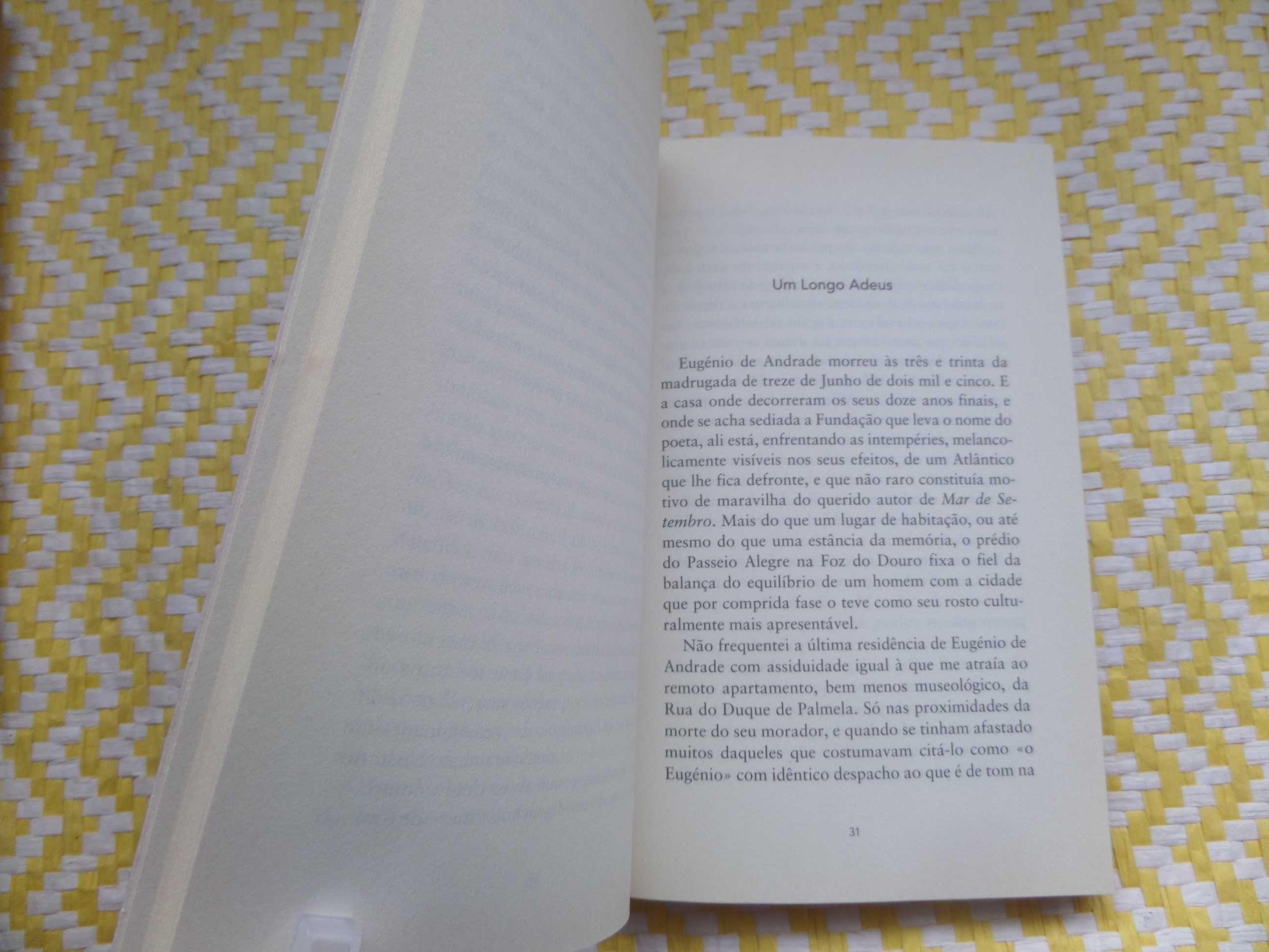 O Eixo da Bússola
de Mário Cláudio