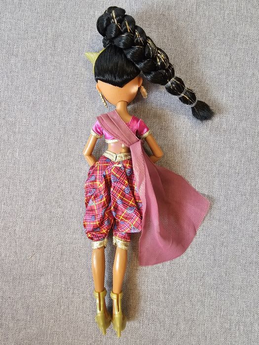 Лялька Bratzillaz-індіанка Ілліана. Братц.