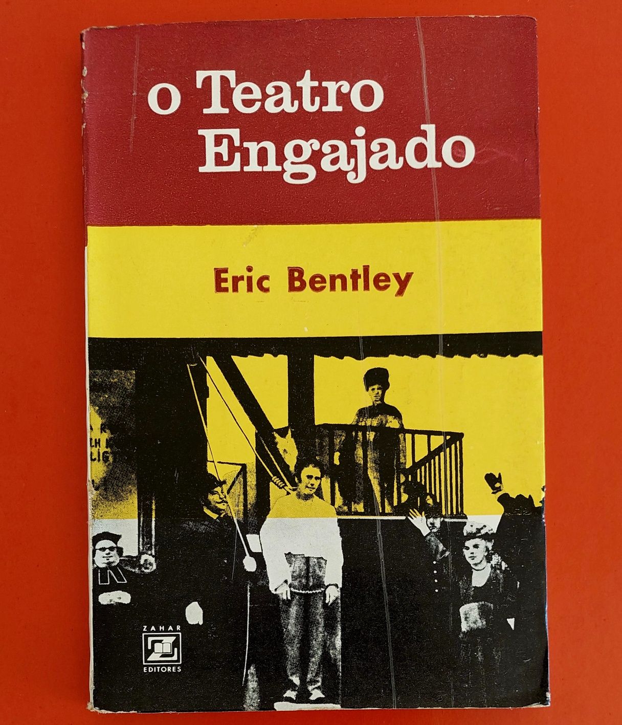 Teatro Engajado / Eric Bentley
