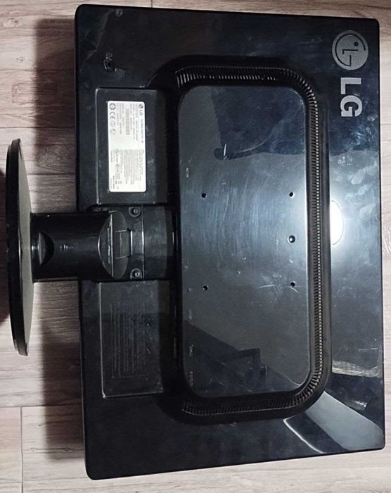 Монітор LG 22" 1680x1050 Flatron W2271TC вбудовані вебкамера, колонки