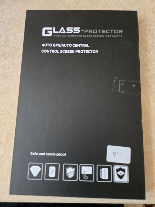 Защитное стекло для автомагнитолы 9"