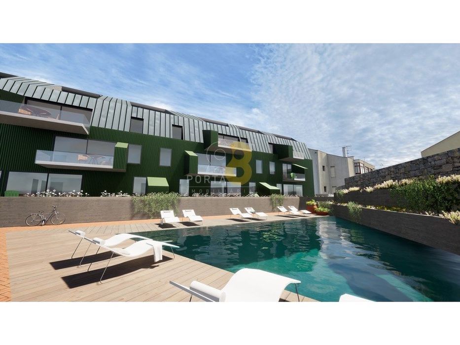 Apartamento T3 duplex, com 2 terraços, condomínio fechado com pisci...