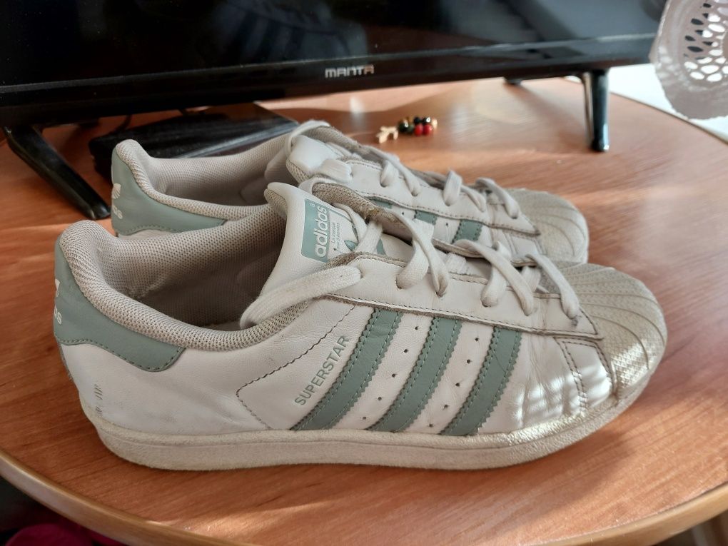 Buty sportowe damskie adidas superstar  rozm 38.