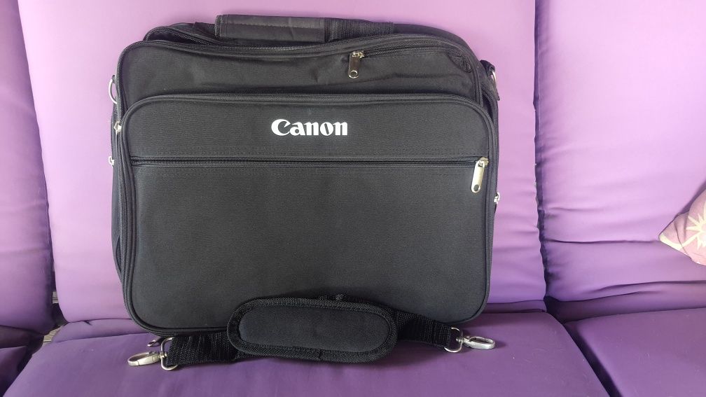 Torba, aktówka Canon - sporo przegródek, prezent dla fana marki