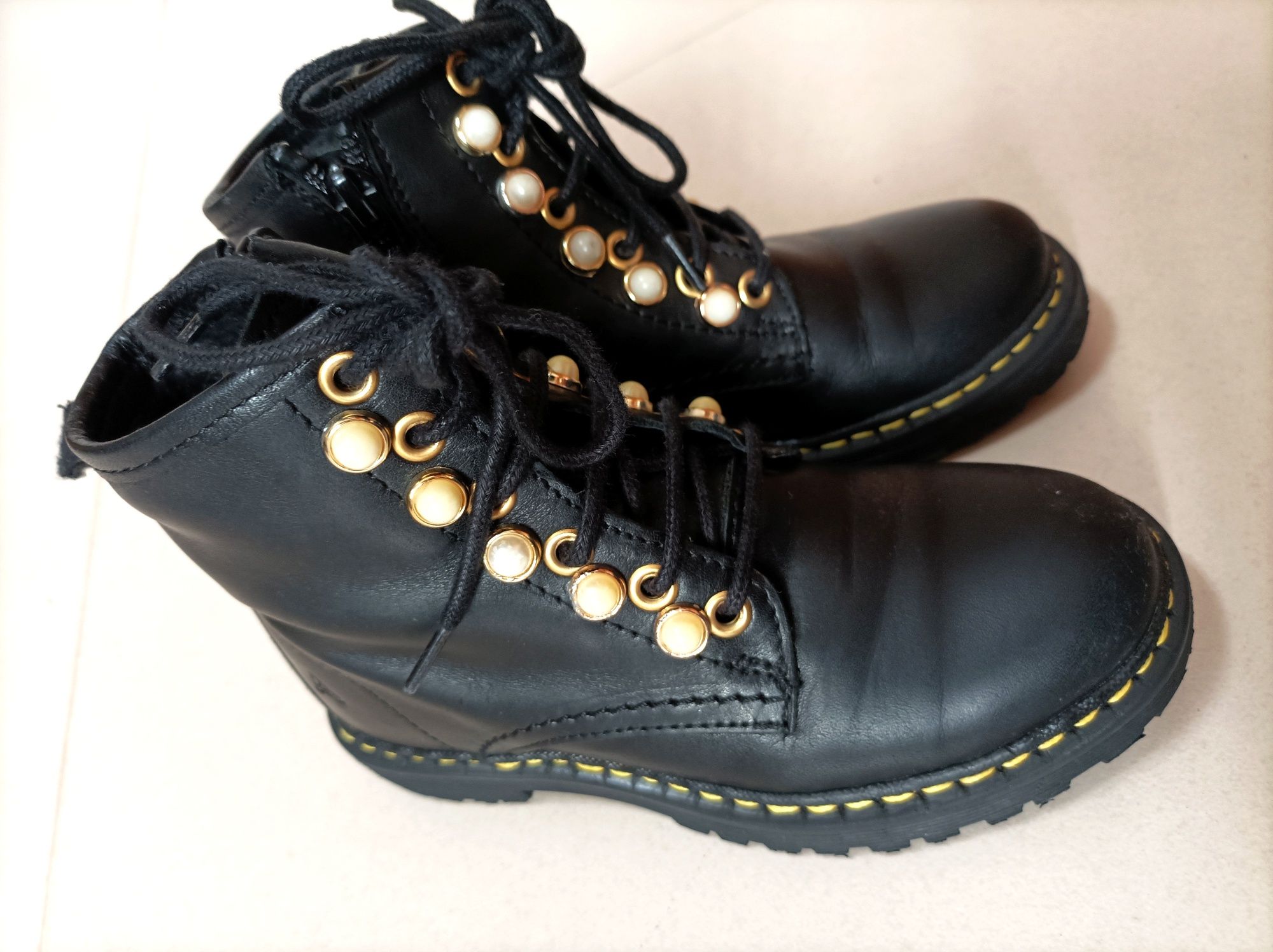 Botas pretas para Menina marca Dakota (T. 28)