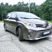 Toyota Sienna 3,5 l 2018 benzyna