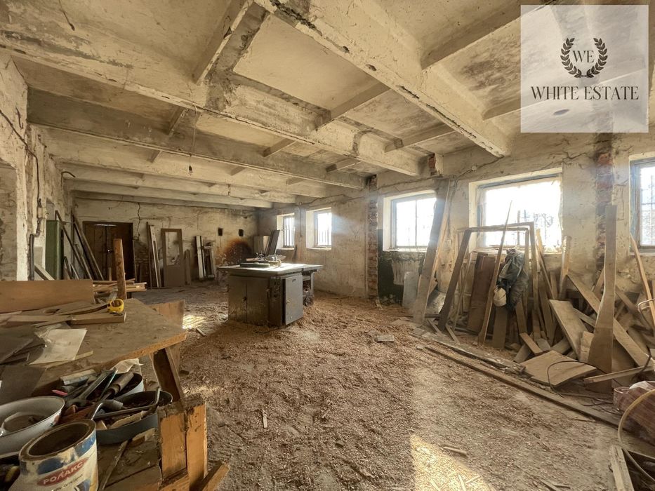 Продаж складського приміщення