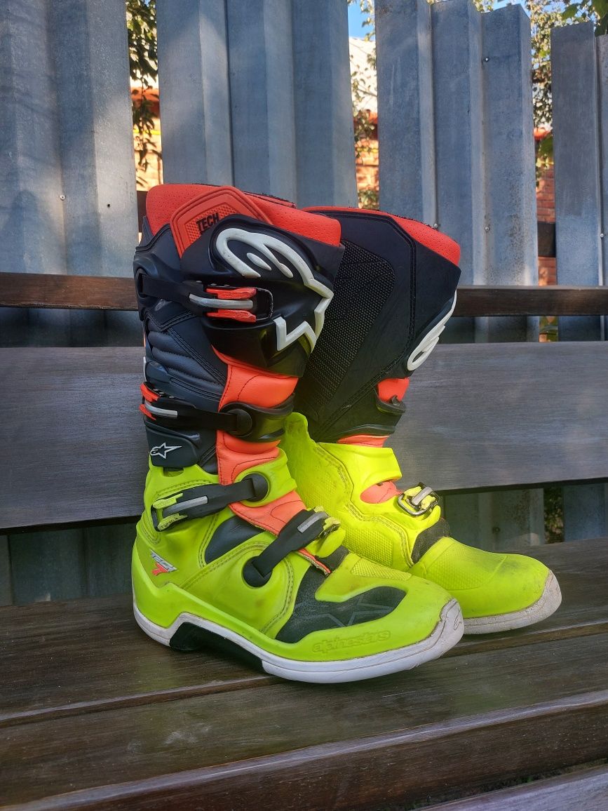 Мотоботи крос єндуро Leat Alpinestars TCX Sidi Gaerne Fox Oneal Tech