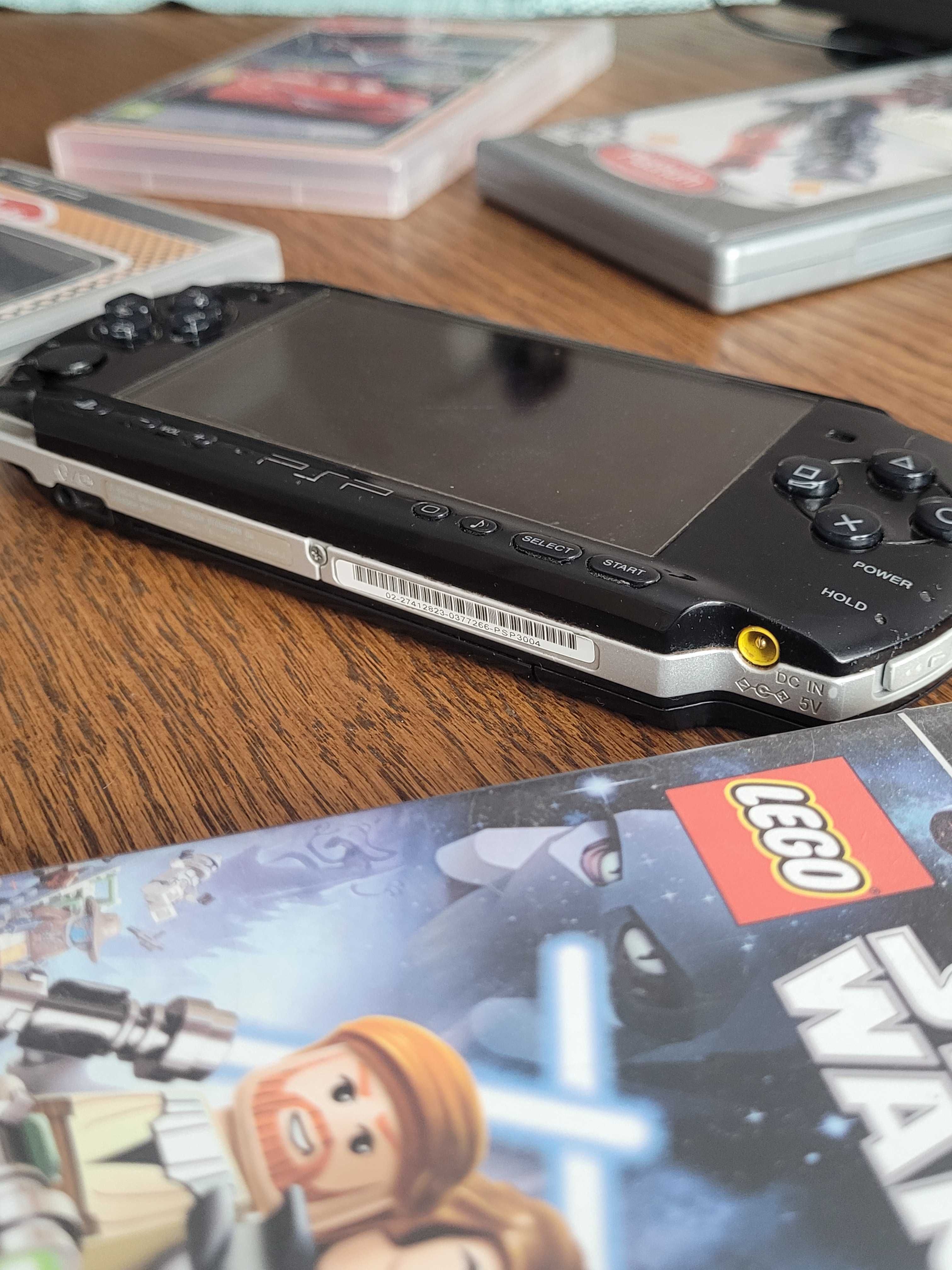 PSP 3004 + 6 gier, 100% sprawne, karta pamięci 8GB w zestawie
