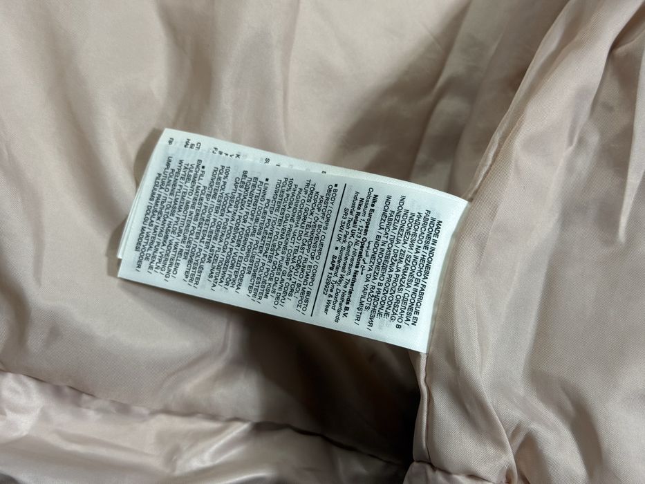 Nike куртка оригинал женская новая S