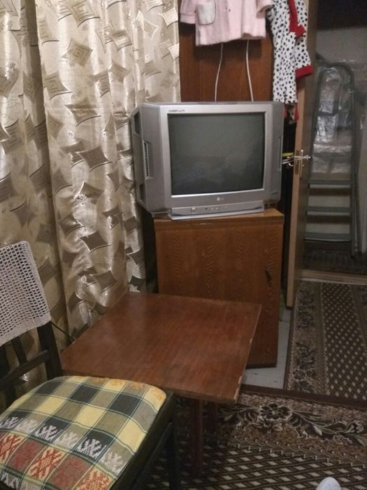 ПР ОДАМ телевизор МАРКИ  LG