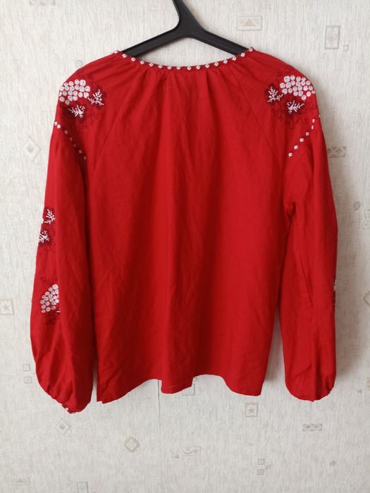 Вишиванка жіноча