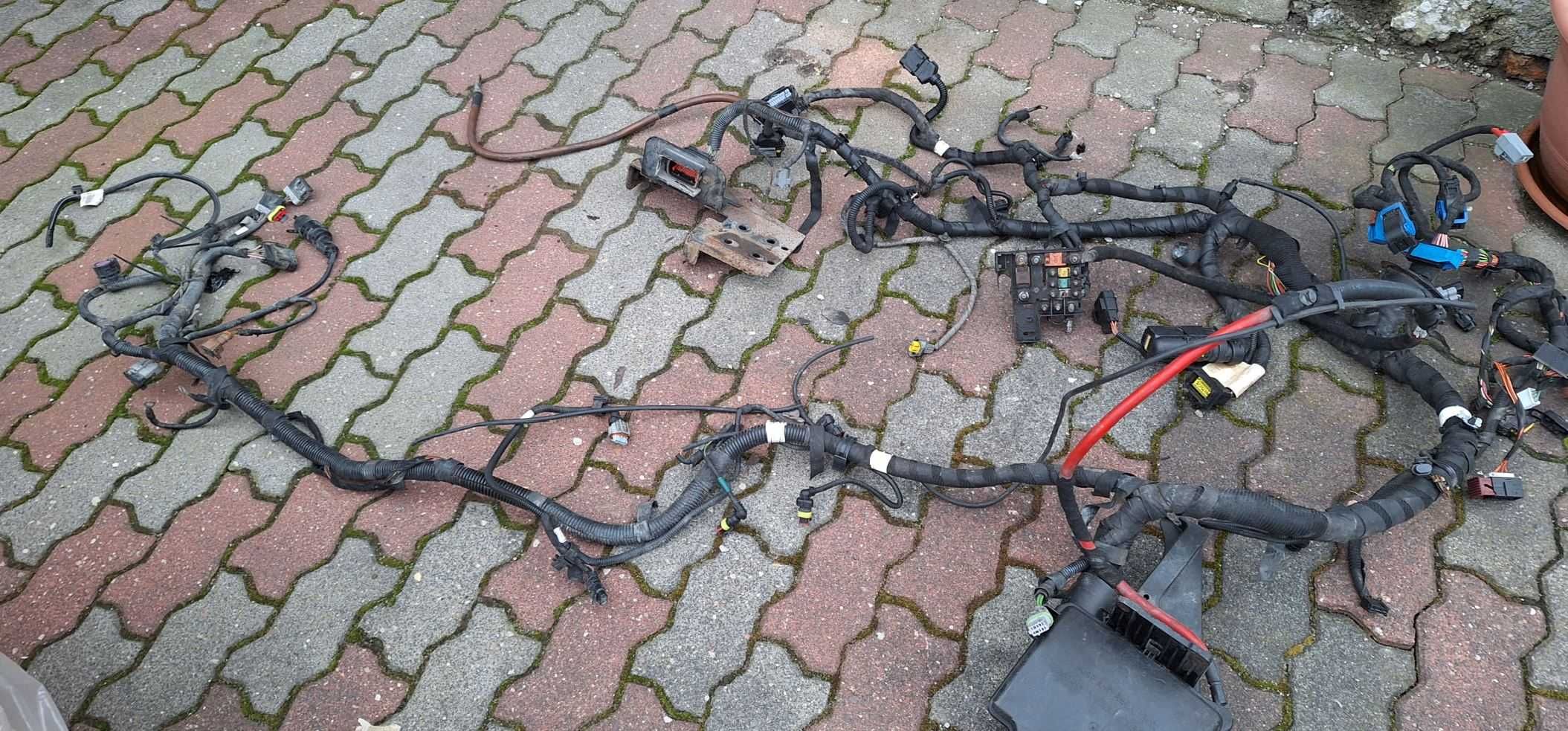 Wiązka elektryczna kabinowa IVECO 2012r. 2.3