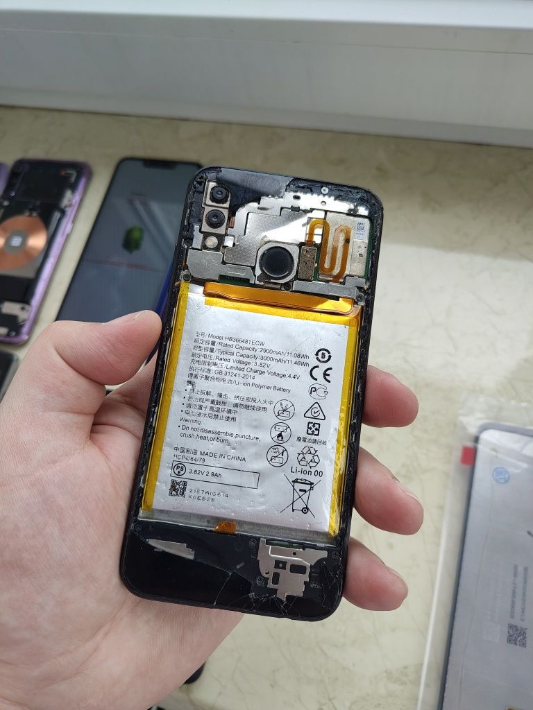 Продам телефони на запчастини Xiaomi Doogee Samsung Huawei