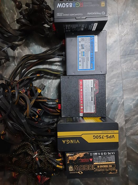 Блоки питания компьютерные CHIEFTEC