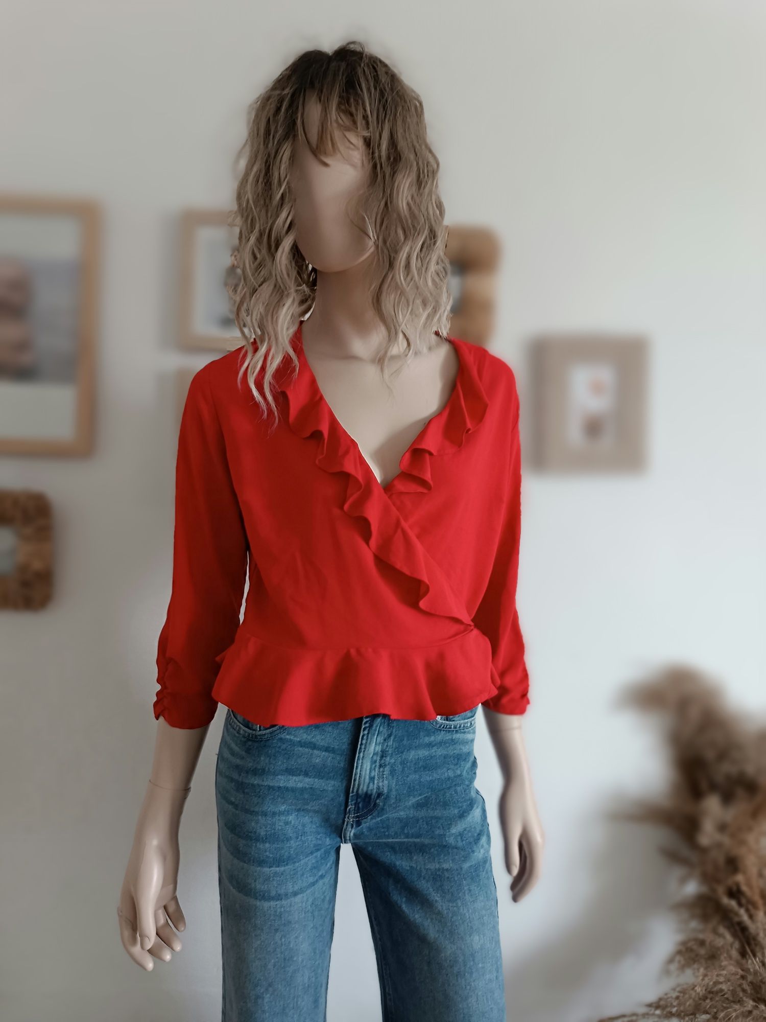Czerwona koszula wiązana kopertowo miss selfridge M 38 z dekoltem z fa