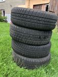 4 szt. Opony zimowe Polaris 5 Barum 185/60R15 84T