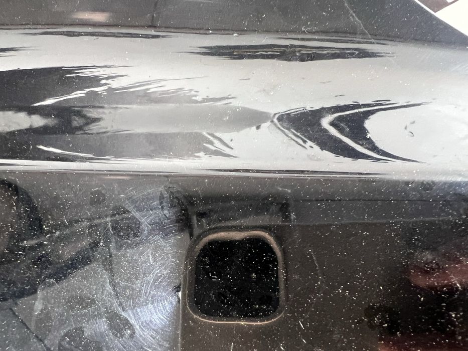 Крило чорне переднє поаве від Peugeot 508 в седані