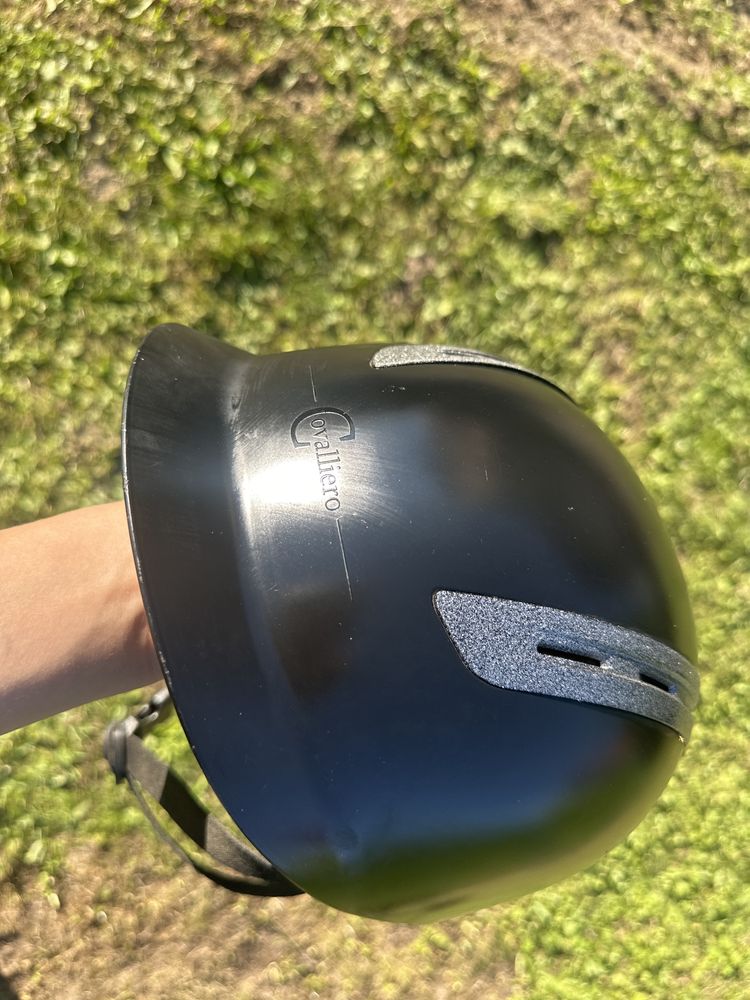 Kask jeździecki covalliero
