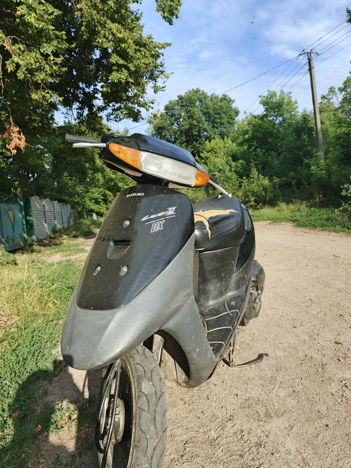 Продам скутер Сузукі летс 2 на ходу