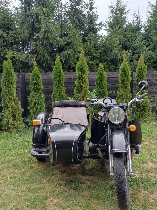 Dniepr 11 z koszem bocznym k750 Ural m72