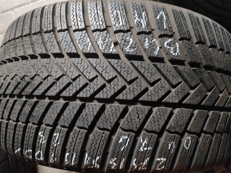 1x Bridgestone Blizzak LM 005 275/35R19 100V 1 sztuka zimowa