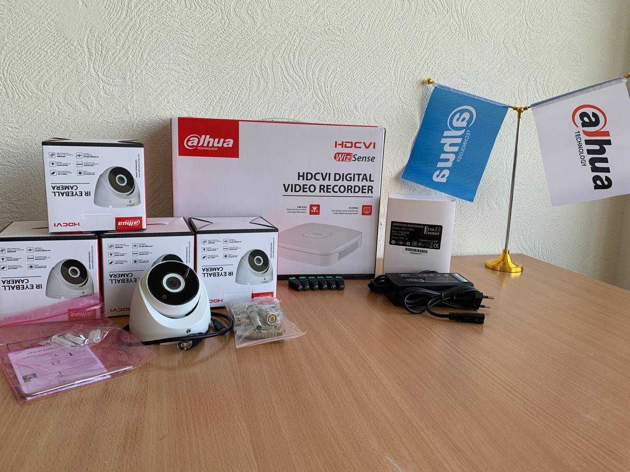 Комплект видеонаблюдения 4 Камеры Hikvision Dahua