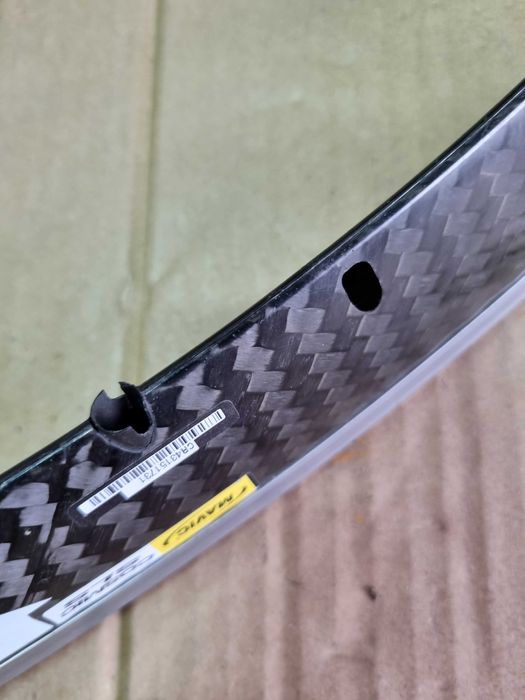 Koła kolarskie karbonowe 28 Mavic Cosmic SLS