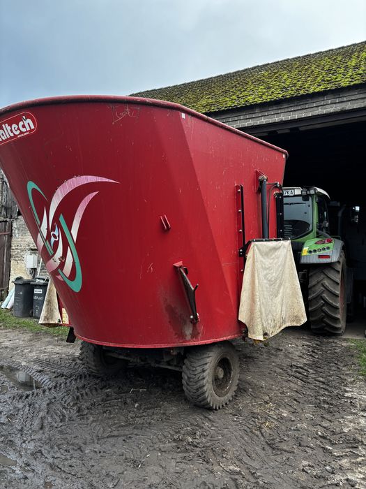 Paszowóz metaltech WP12