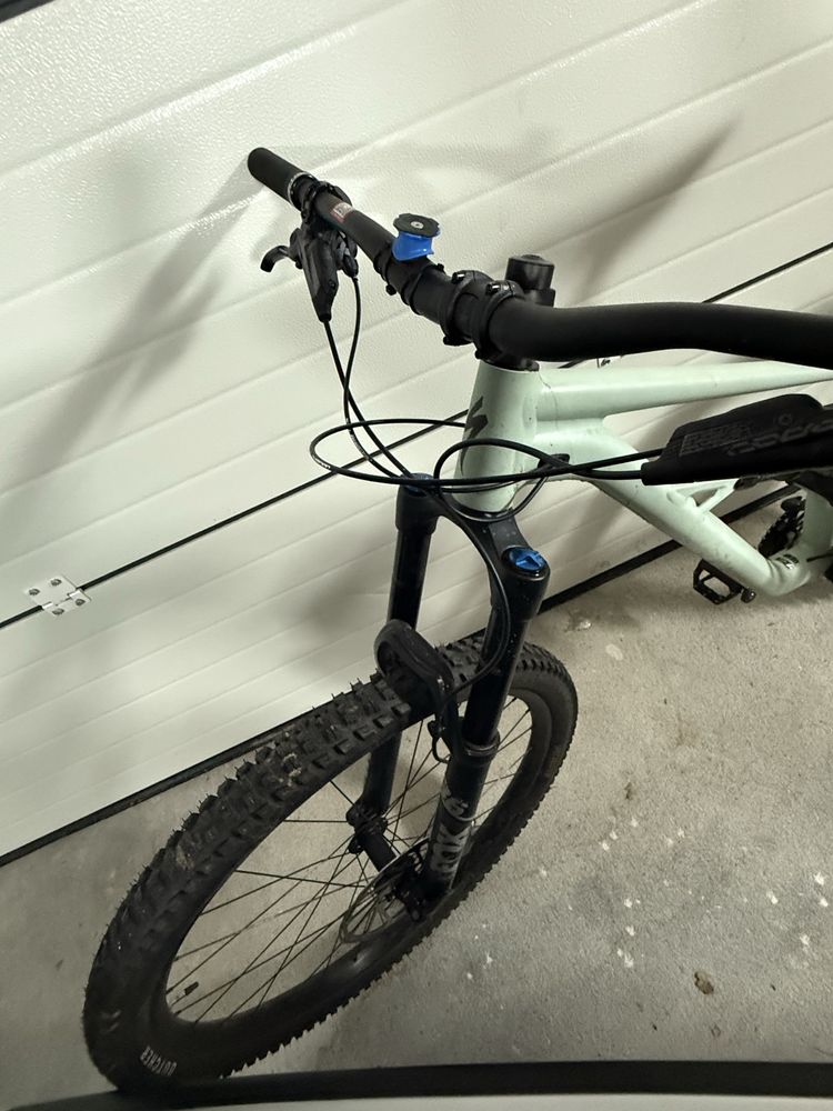 Specialized Status 160 Full Suspension Mountain Bike 2023