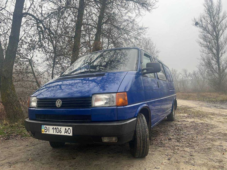 Volkswagen Transporter 1994 2.4 дизель довга база