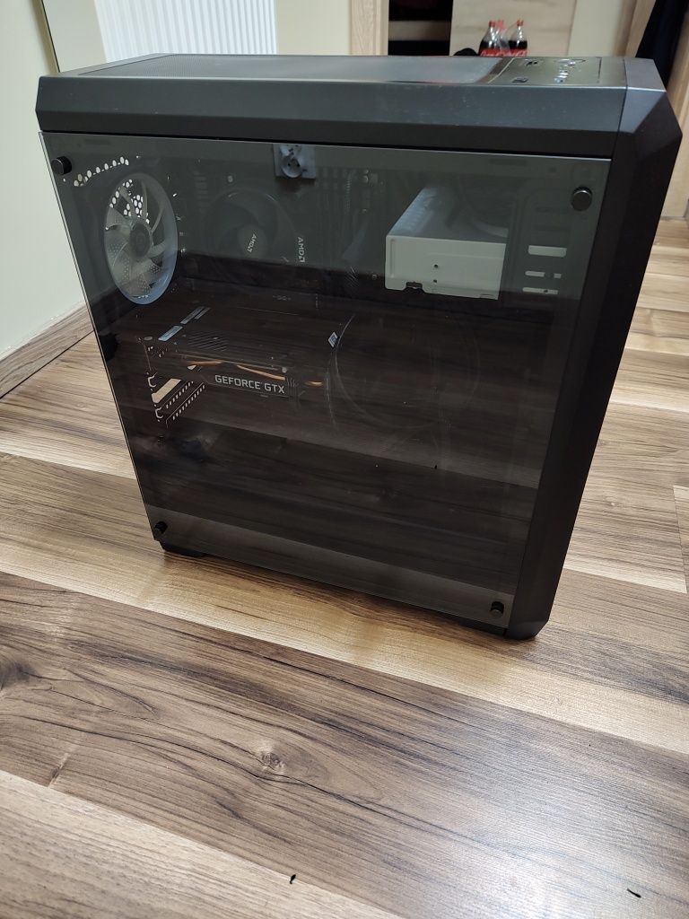 Komputer AMD Ryzen 5 2600X, 32 GB RAM, GeForce  GTX 1660 Super