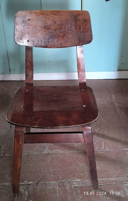 Продам стільці .