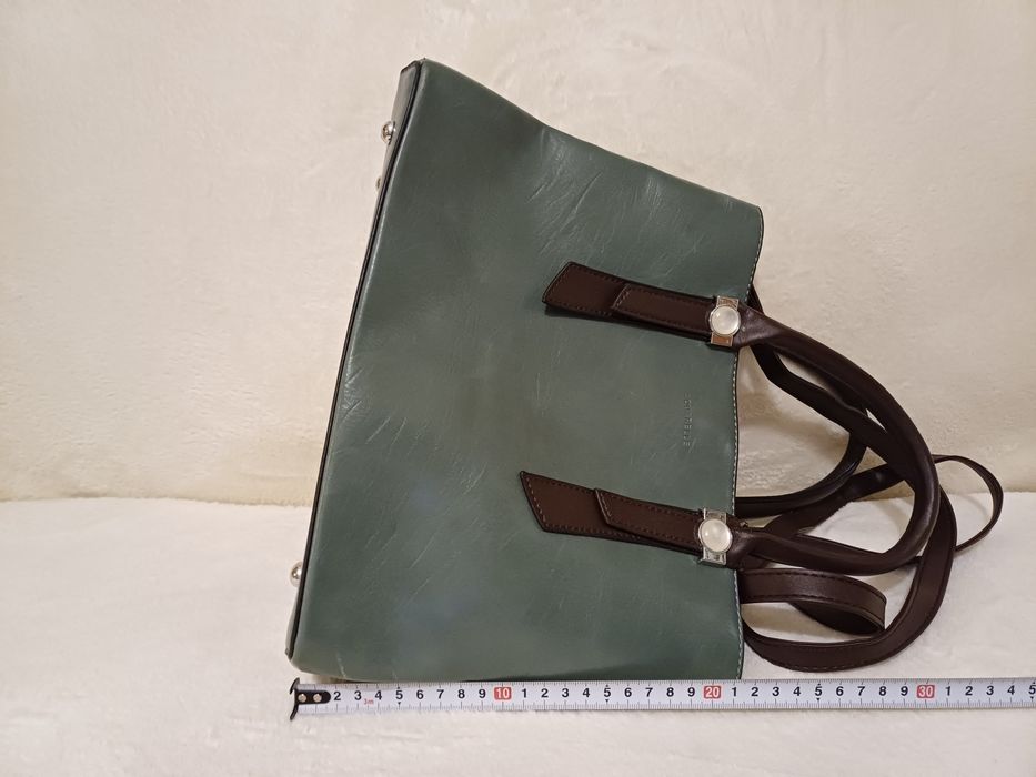 Linda carteira de mulher de cor verde água, marca Aquarelle - NOVA!