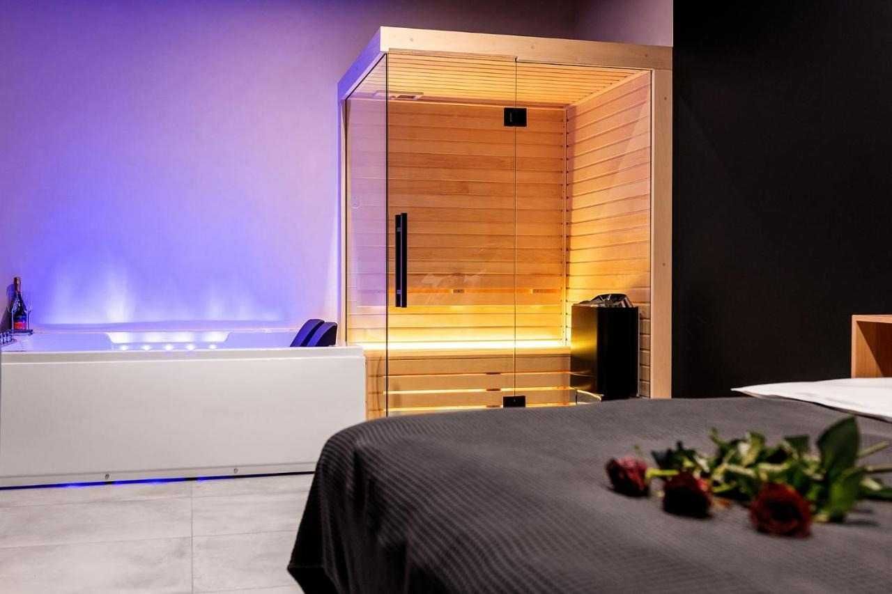 Apartament z jacuzzi i sauną tylko dla Państwa w samym sercu miasta!