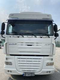 Сідловий тягач DAF XF105