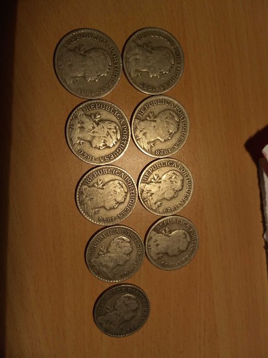 coleção incompleta de moedas de 1 esc. alpaca - aceito trocas