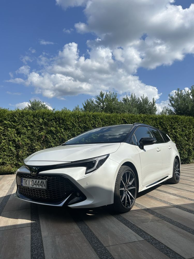 Toyota Corolla TS Kombi GR Sport 2.0 Hybrid 196 KM, 2023, PPF