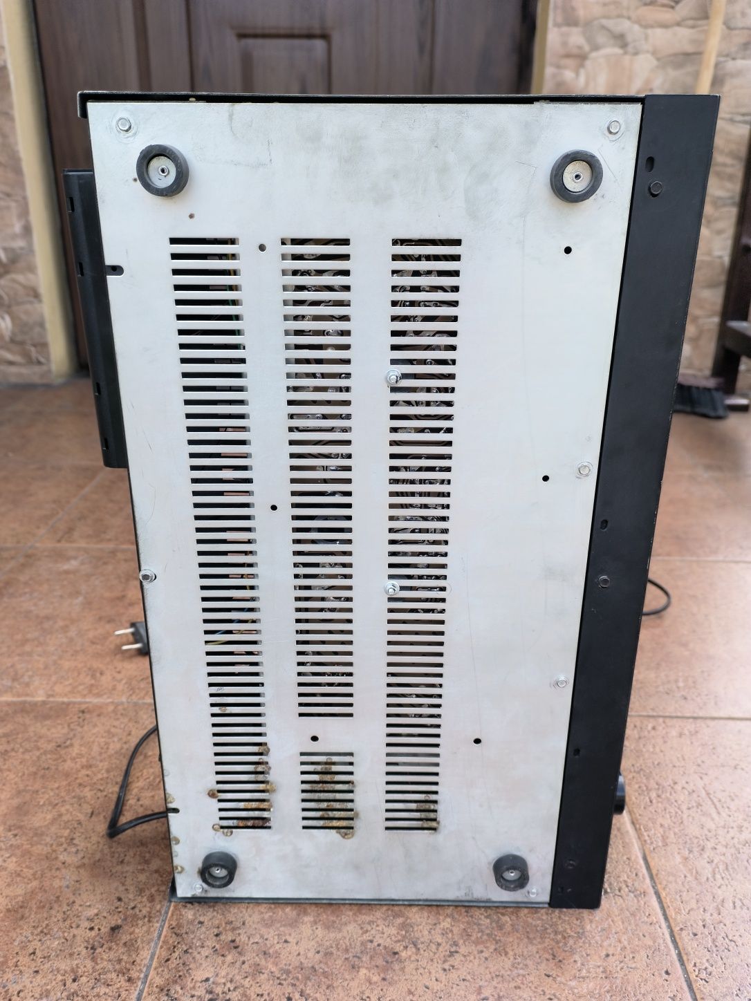 Diora Tuner stereofoniczny AS 642
