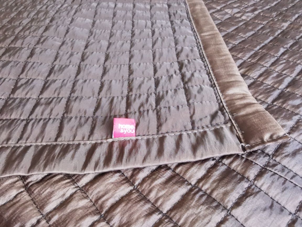 Brunatna brązowa pikowana narzuta na łóżko Home&you Falco 200x220