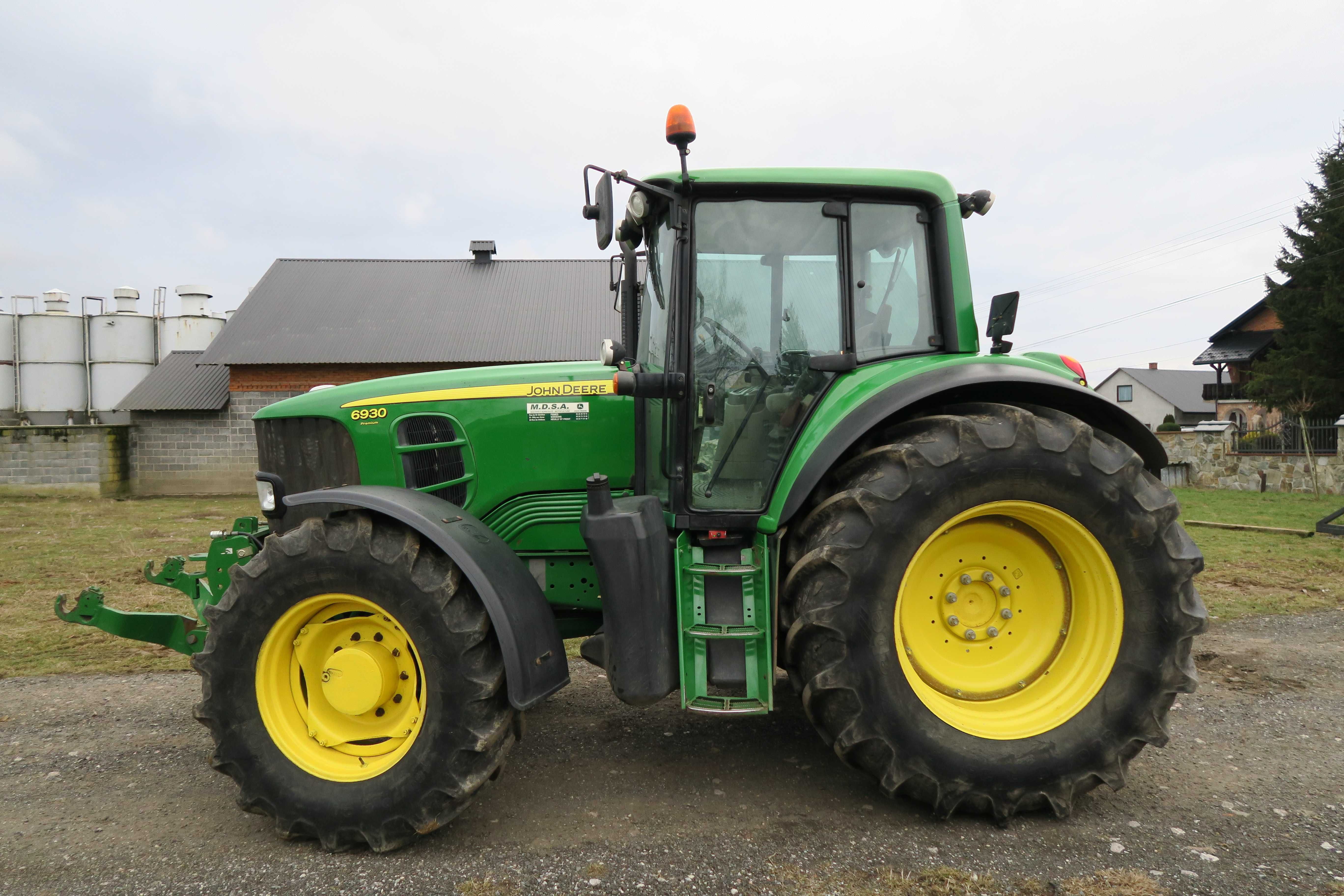 Ciągnik John Deere 6930 Premium
