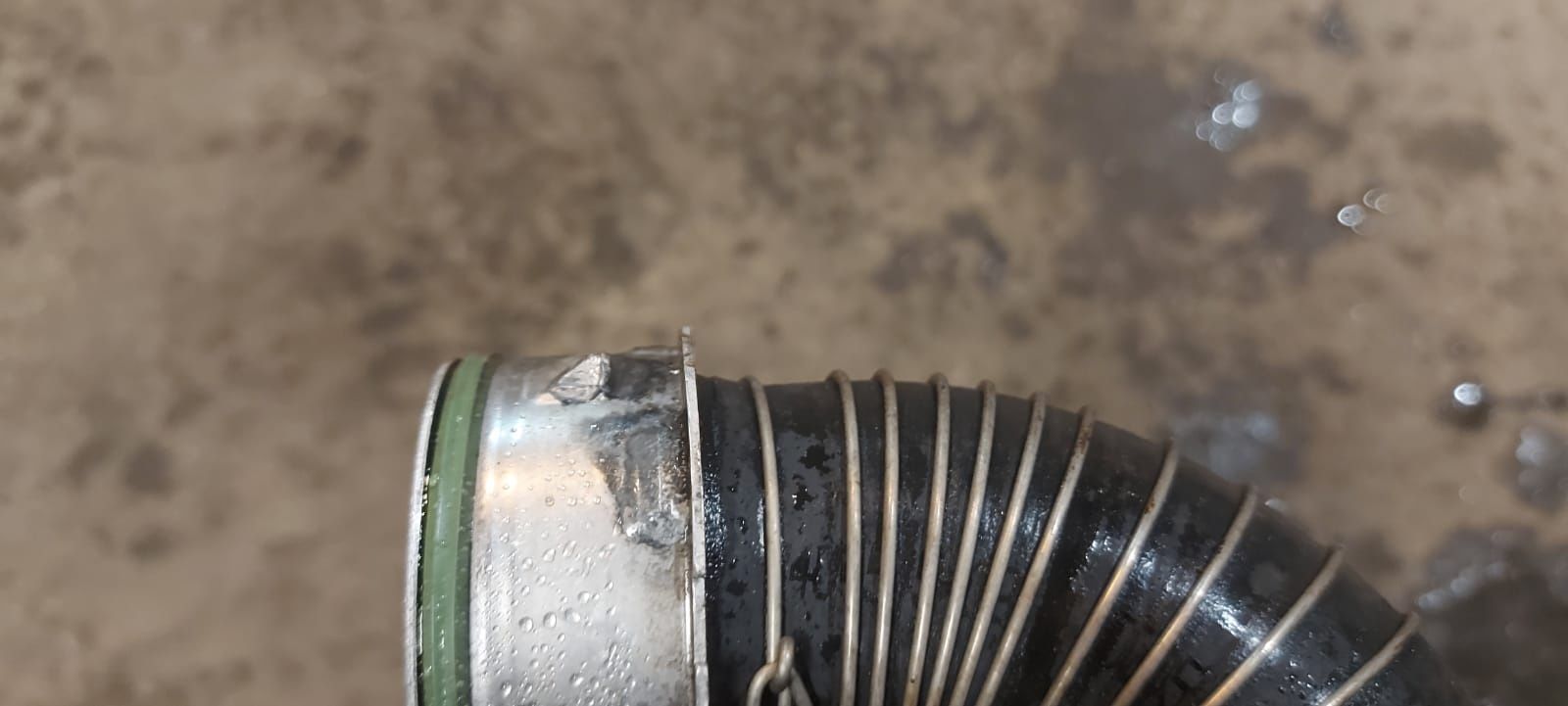 BMW X3 E83 2.0 D Intercooler Rura Wąż Turbo