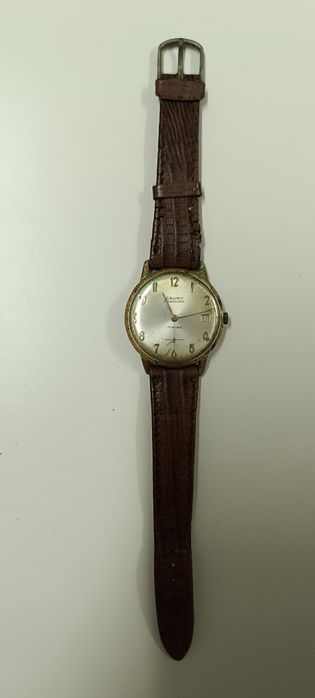 Relógio Cauby calendário 17 rubis, usado