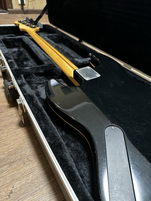 Бас гітара Fender Aerodyne Jazz Bass Japan 2006