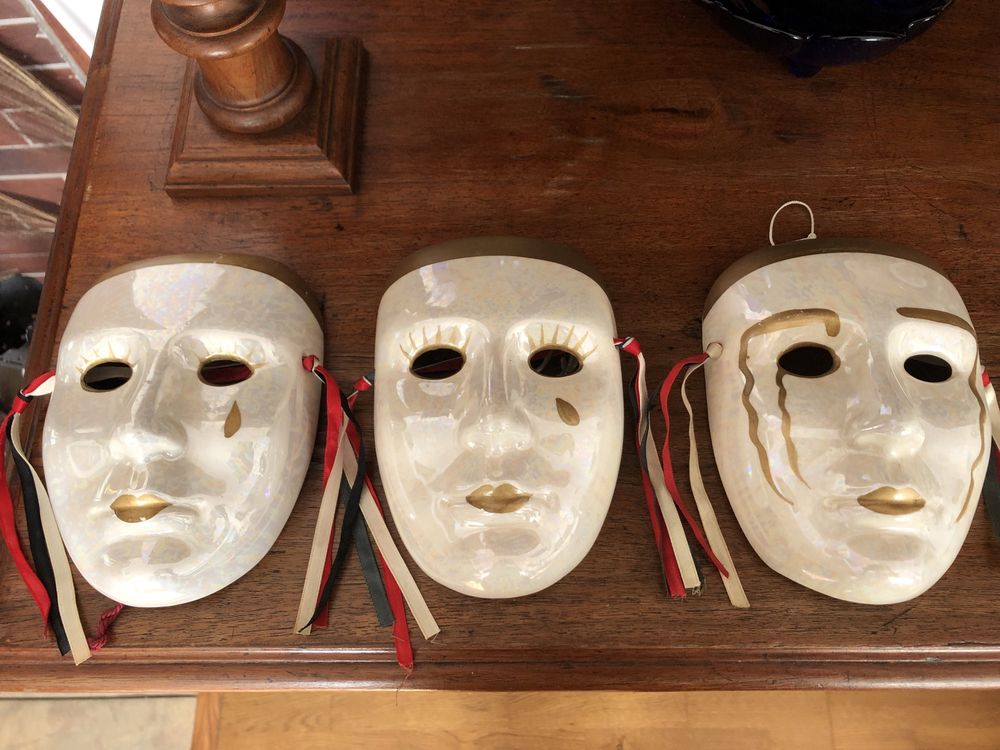 Sprzedam stare porcelanowe maski 3 szt