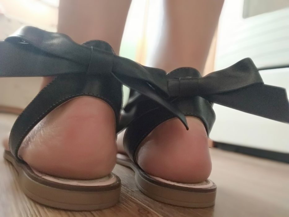 Босоножки сандалии р. 39 25,5 см женские