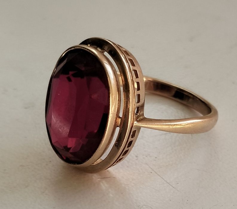 Кольцо с рубином золото 583 пробы СССР