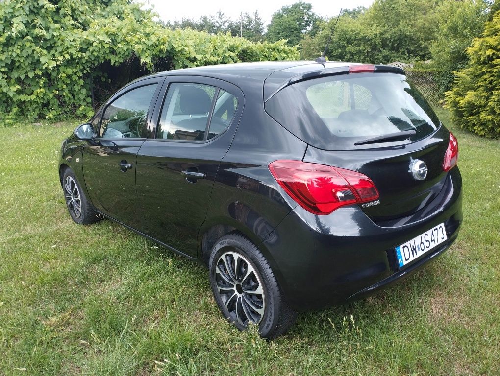 Sprzedam opel corsa E krajowy klima elektryka