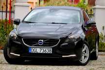 * Volvo V40 2,0 120KM * Automat * Panorama * LED * Navi * Zamiana *