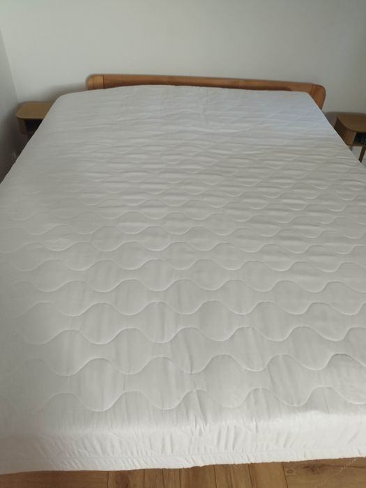 Materac na łóżko 1,60 m x 2 m